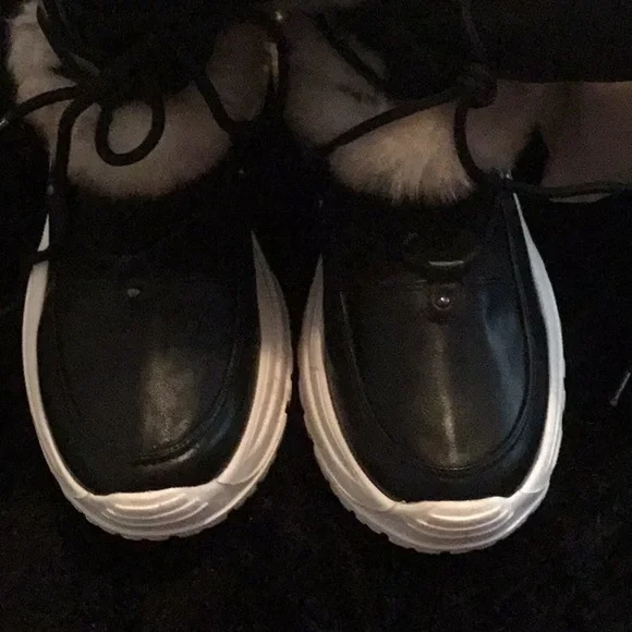 Journee collection, sneaker boot, worn once - Picture 6 of 6